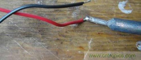 想減少電費嗎？DIY一個迷你風力發(fā)電機吧