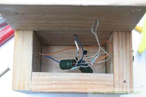 DIY電磁鐘擺:線路圖