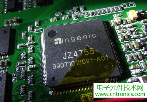 探秘電子紙！一款電紙書的電子墨水屏拆解