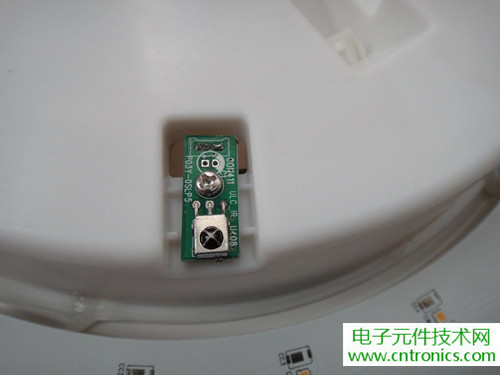 高端大氣上檔次！智能遙控調(diào)光LED吸頂燈拆解