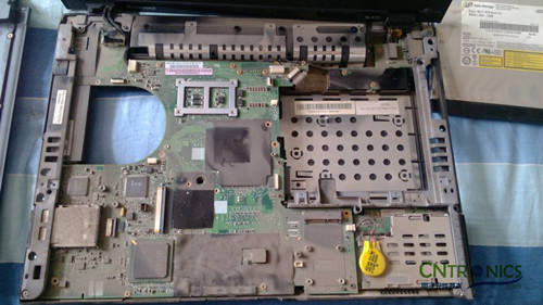 創(chuàng)意DIY：將筆記本大卸八塊做成臺(tái)式機(jī)！