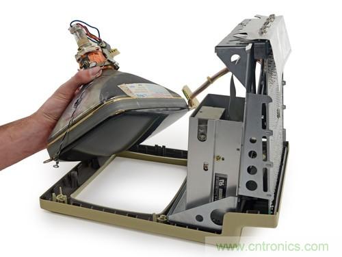 拆！古董級(jí)Macintosh 128K電腦