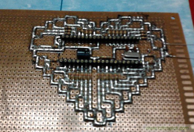 三八節(jié)將至！DIY心形LED流水燈！你們懂的~