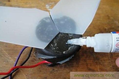 創(chuàng)意DIY！迷你風(fēng)力發(fā)電機(jī)！