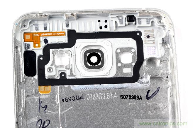 三星Galaxy A8拆解，中端、旗艦傻傻分不清楚