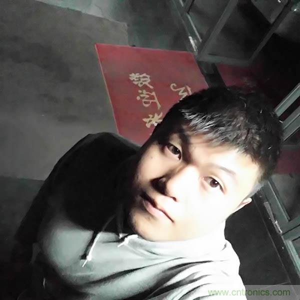 業(yè)界良心 LG V10 評測:剛毅、冷峻，不失人性化