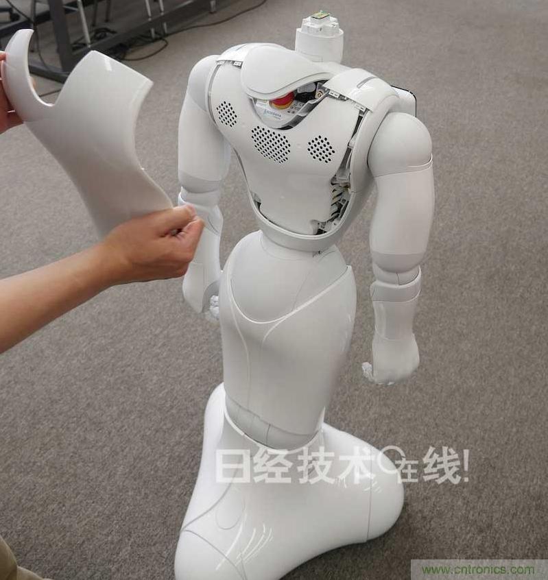 拆解筆記本不過癮，那就來拆拆日本情感機器人吧！