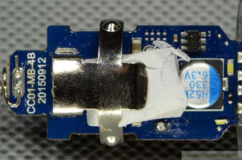 小米車載充電器拆解評測：49元能讓這枚&ldquo;子彈&rdquo;飛多遠(yuǎn)？