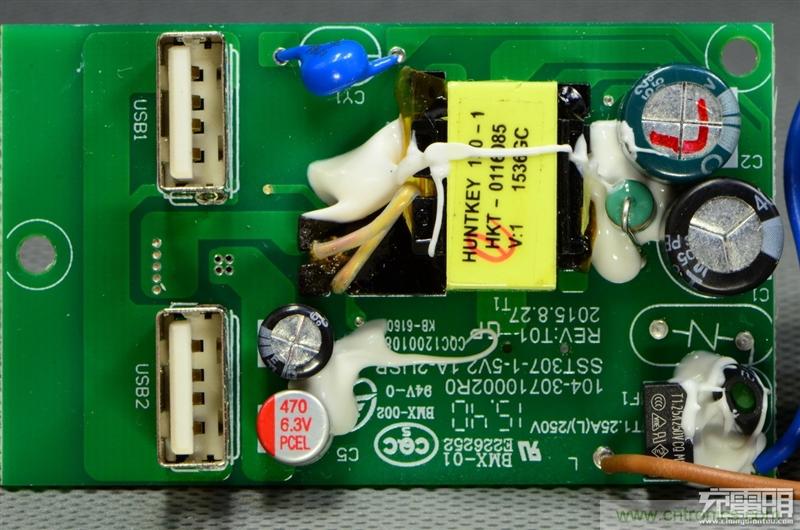 航嘉智能插線板拆解評測：看老牌機(jī)電如何&rdquo;秒殺&ldquo;后起之秀