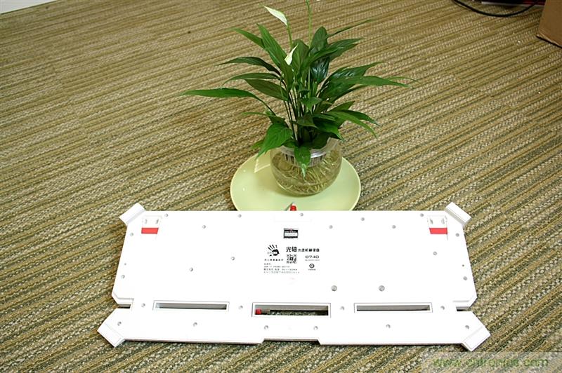 曾經(jīng)的網(wǎng)吧統(tǒng)治者&mdash;雙飛燕血手幽靈機(jī)械鍵盤，真世界最快？