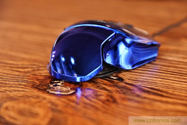 左手寫愛，右手寫他&mdash;&mdash;從此鍵盤鼠標不分家！