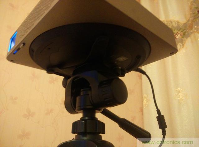 無屏電視時代已然來臨，客廳你做好準(zhǔn)備了嗎？