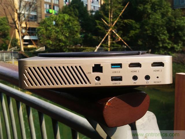 無屏電視時代已然來臨，客廳你做好準(zhǔn)備了嗎？