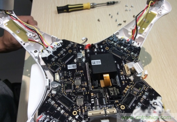 真飛機(jī)拆不著，那就來拆拆無人機(jī)&ldquo;鼻祖&rdquo;大疆吧！