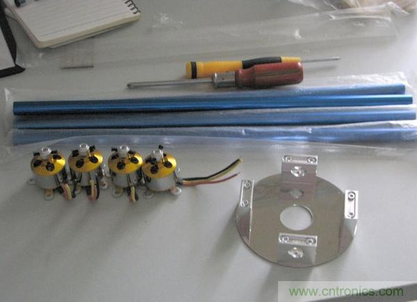 無人機 DIY 制作全過程，酷得不要不要的！