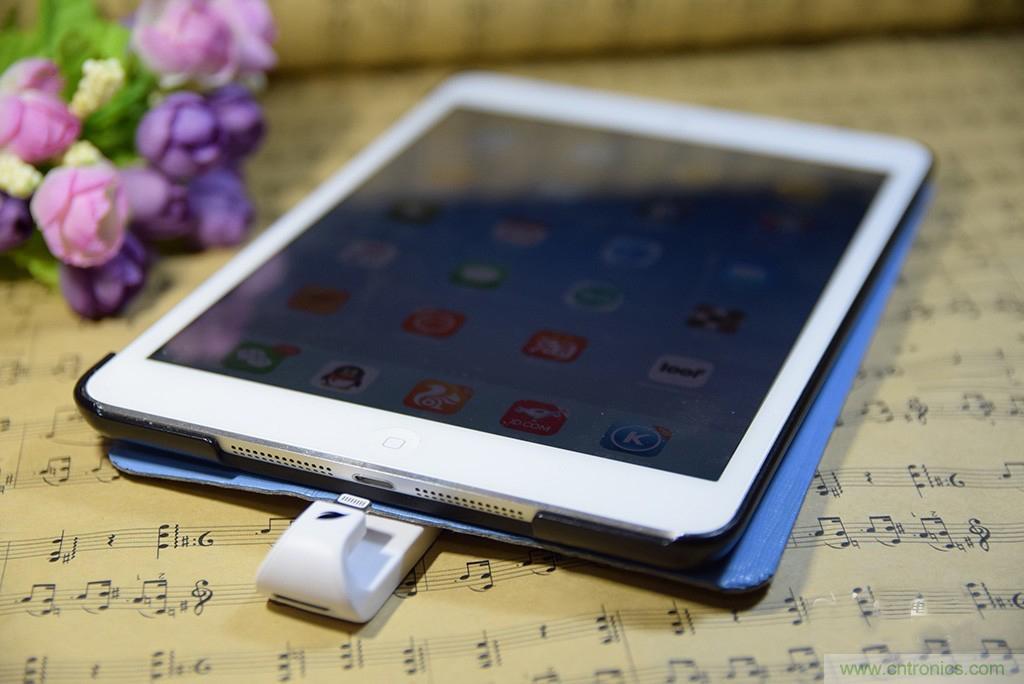 不越獄，就能隨意給iPad增容的影音娛樂利器