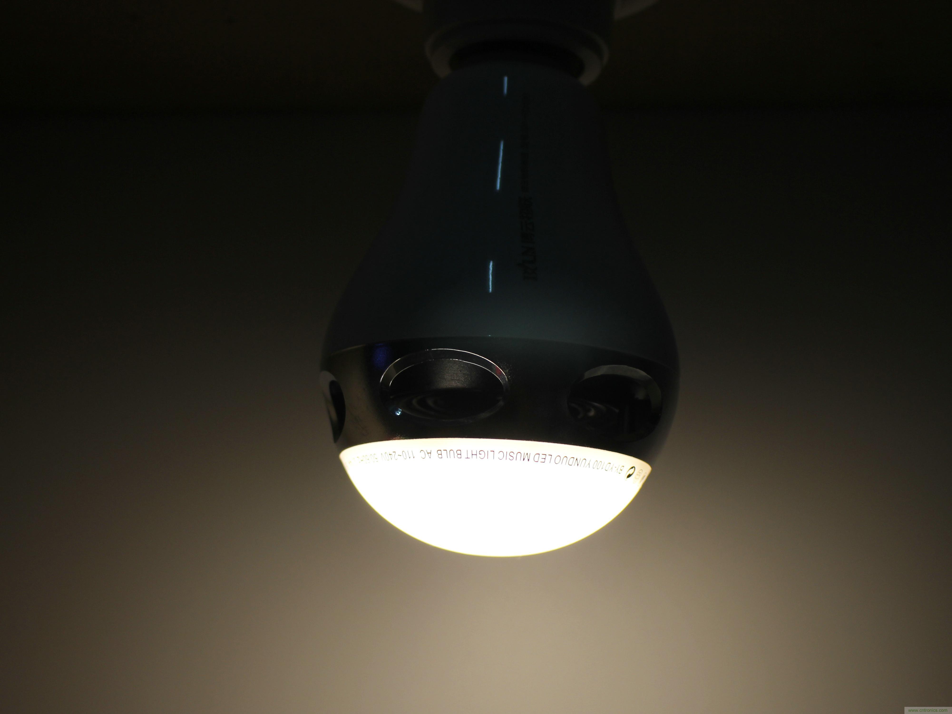 一款會(huì)講故事的燈泡，溫馨浪漫有格調(diào)