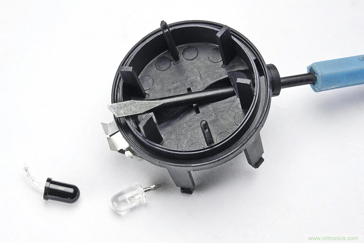 小米煙霧報警器拆解：一顆電池可用五年是如何做到的？