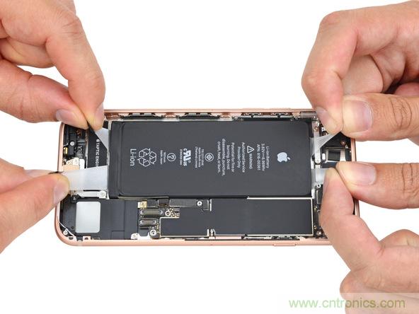 iPhone 8首拆：無線充電版本的iPhone 7？