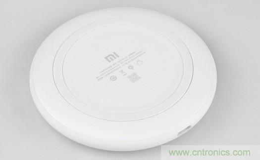 拆解對(duì)比：系出同門，小米、紫米無(wú)線充電器的差別有多大？