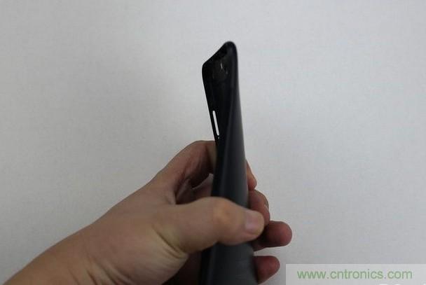 拆解魅藍(lán)6T：百元機(jī)的品質(zhì)就真的低？